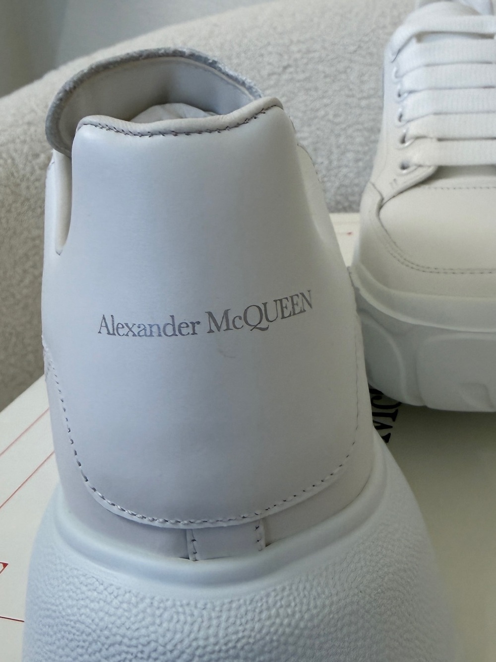 Alexander McQueen All-White Chunky Leather Sneakers 39 - Picture 4 of 5